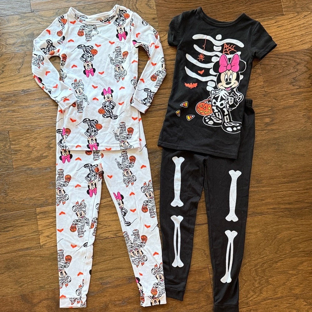 Disney Minnie Mouse White and Black Pajama Sets Bundle